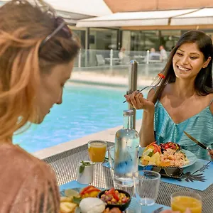 Hotel Novotel Linate Aeroporto, Milan